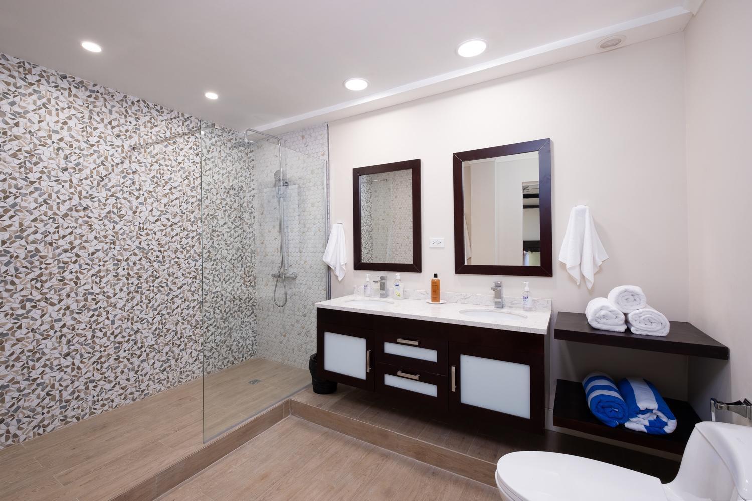 Saint Maryʼs Jamaica Time Driftwood At Sea Palms 3Br 3Ba Condo In Ocho Rios With Pool And Beach Front With Views Only 10 Mins From Ochi Intl Airport Direct Flight From Miami מראה חיצוני תמונה